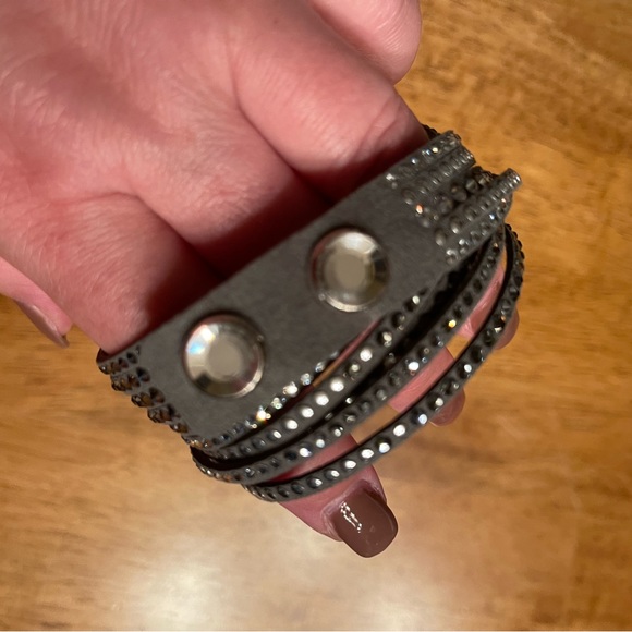 Swarovski braclet - Picture 3 of 9